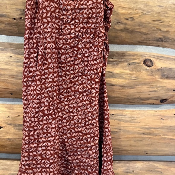 Maurcies Geo Print High Rise Maxi Skirt - Picture 2 of 5